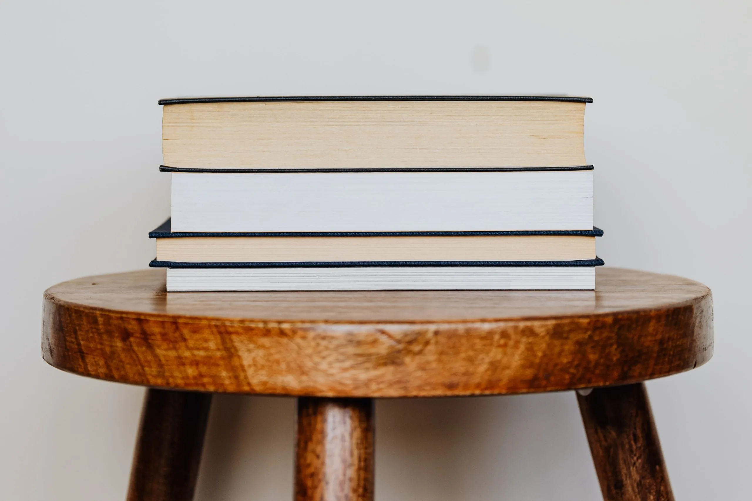 Imprescindible: Introducció a la lectura d’Emily Dickinson