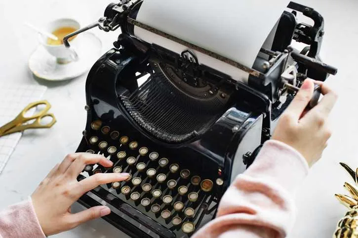 Curs Laboratorio de poesía: reflexionar, jugar y crear